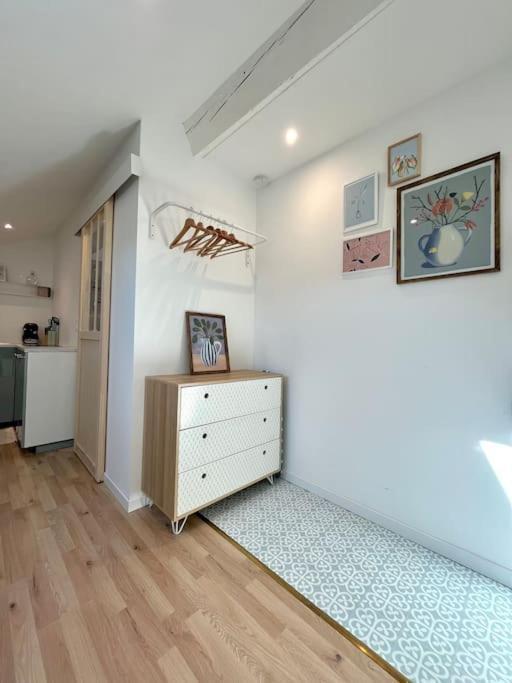 דירות פאו Studio Jade : Charmant Logement Place Clemenceau מראה חיצוני תמונה